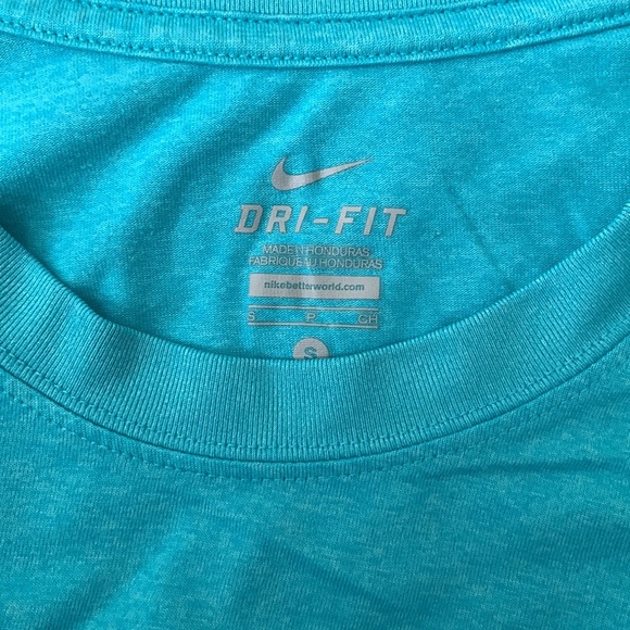 Blue Nike Long Sleeve Shirt - Picture 3 of 3
